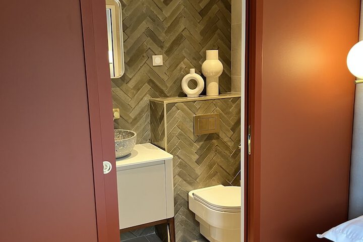 Room 19 of 45