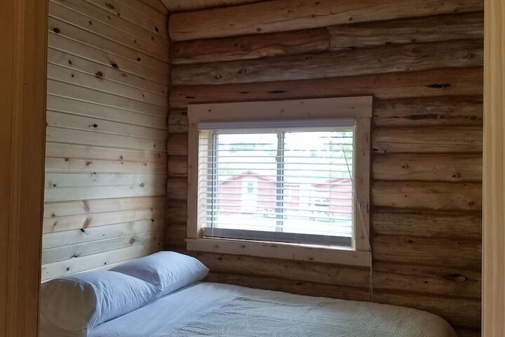 Room 50 of 109