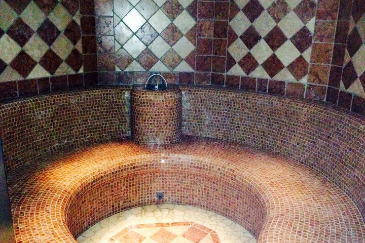 Steam room