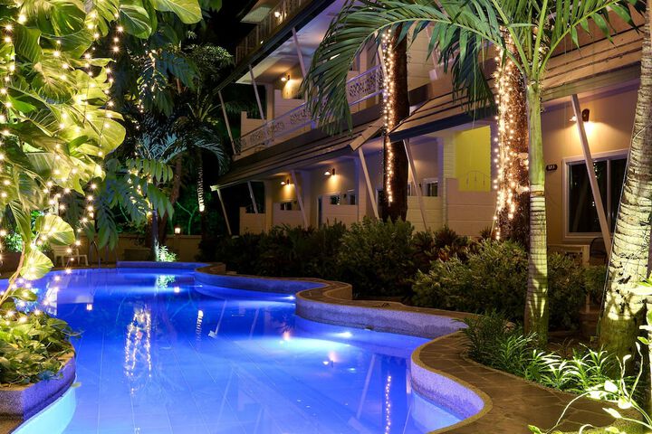 Pool 52 of 84
