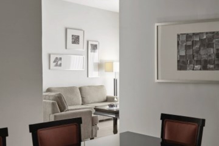 Room 13 of 48