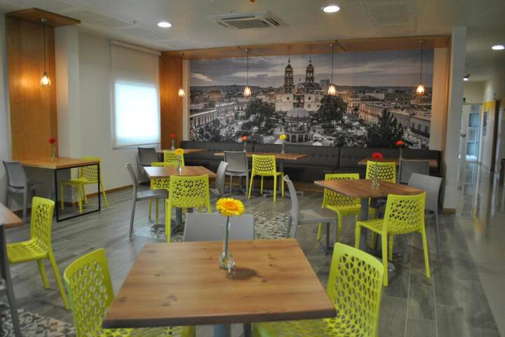 Dining Photos