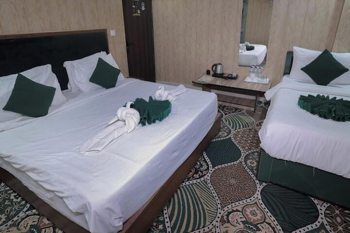 Room 43 of 92