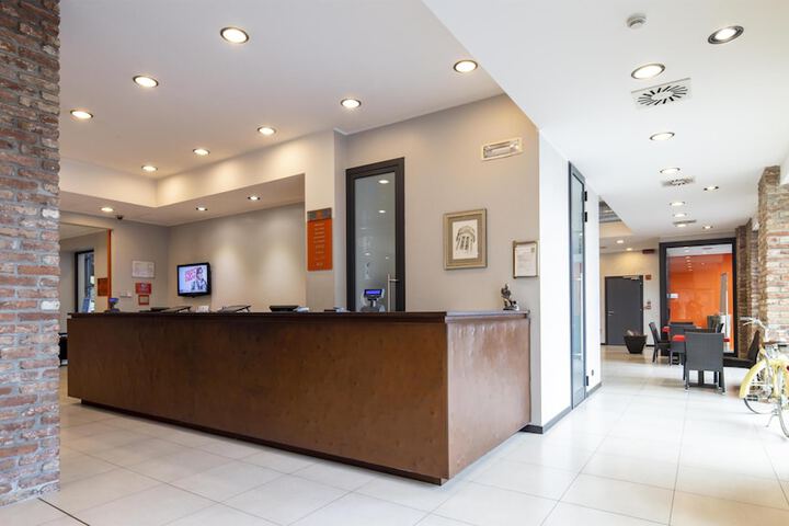 Hotel Lobby