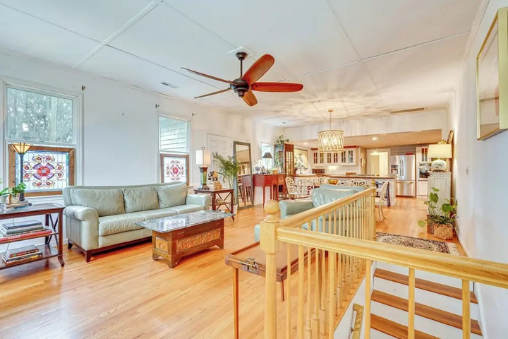 Image of Isle of Palms Getaway w / Patio Walk to Beach!