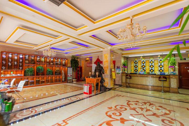 Hotel Interior 6 of 20