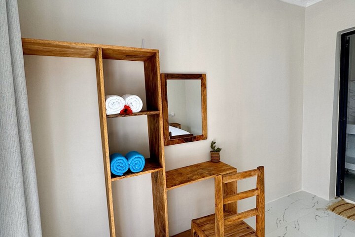 Room 14 of 63