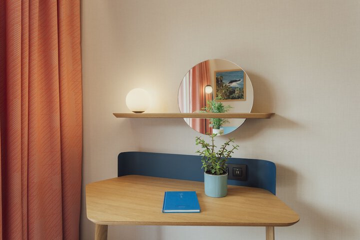 Room 20 of 94