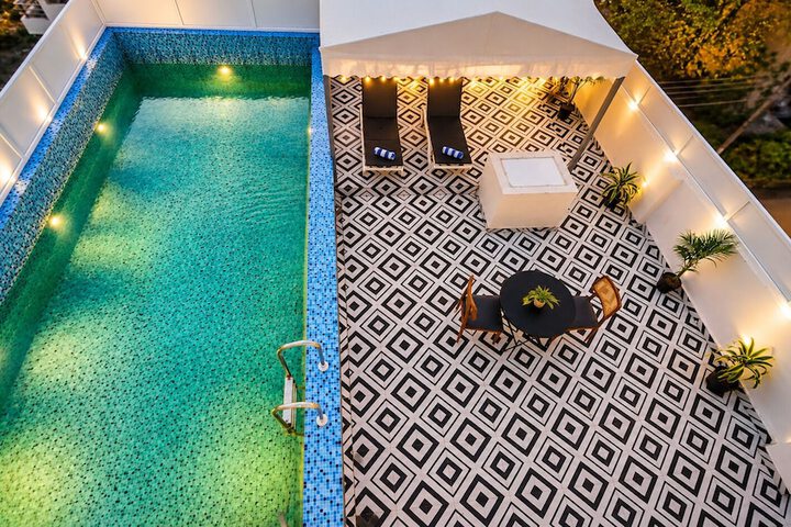 Pool 38 of 38