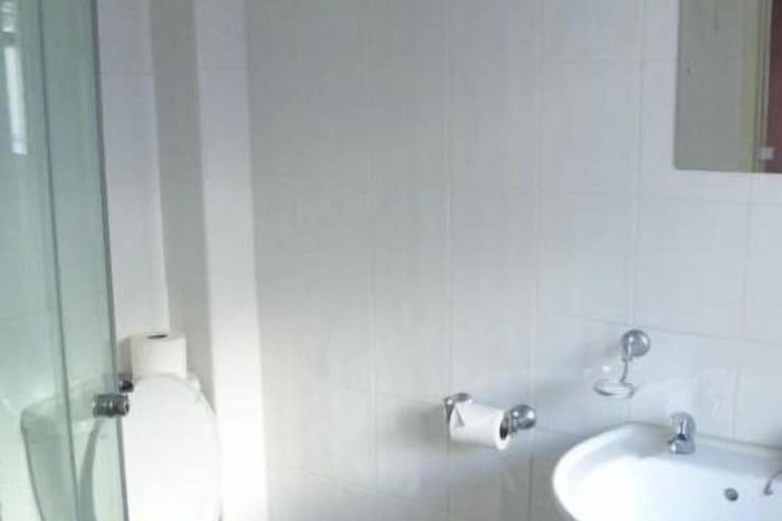 Room 8 of 22