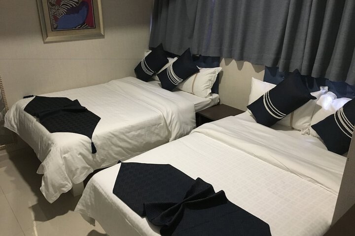 Room 29 of 52