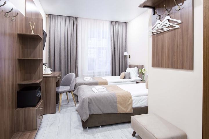 Room 15 of 61