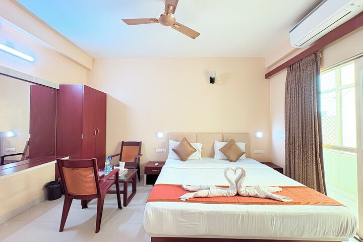 Room 12 of 43