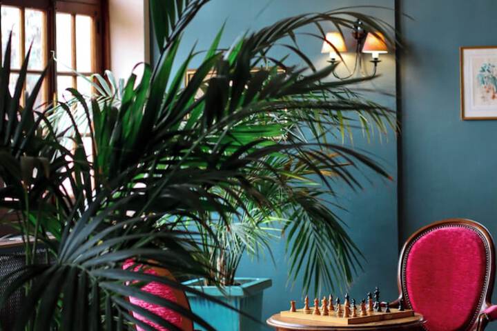 Entrance & Lobby