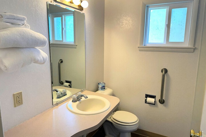 Room 19 of 35