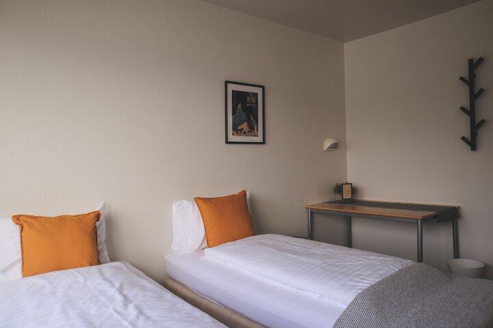 Room 12 of 53