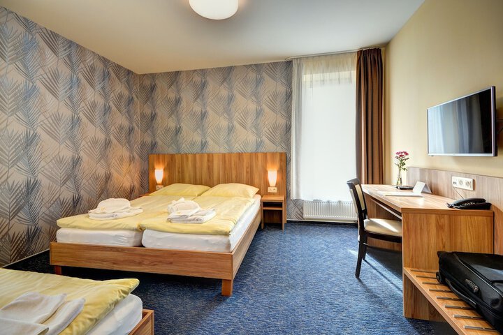 Room 15 of 91