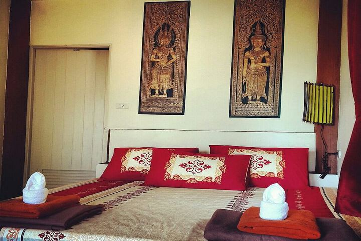 Room 2 of 68