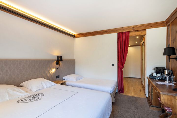 Room 43 of 89
