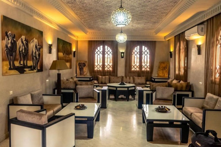 Hotel Interior 5 of 130