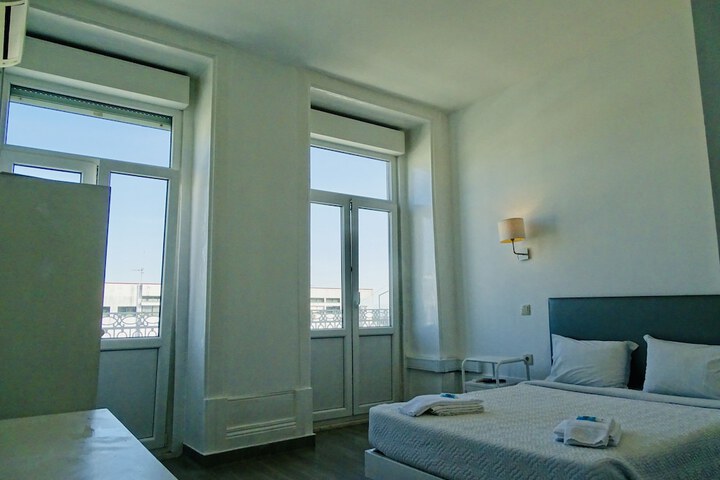 Room 36 of 74