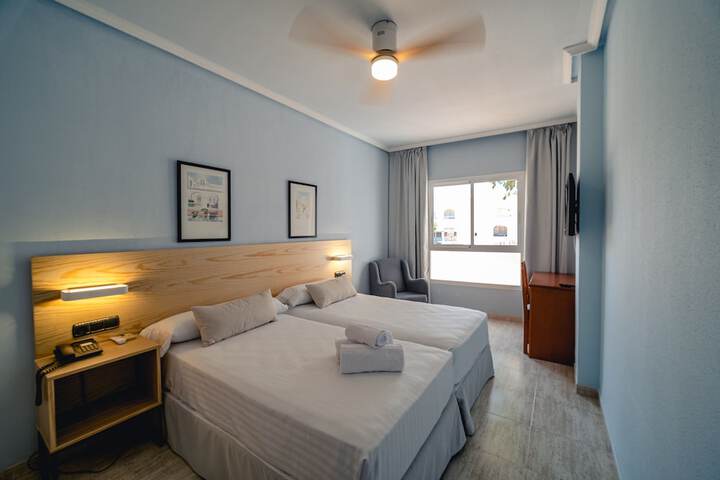 Room 6 of 26