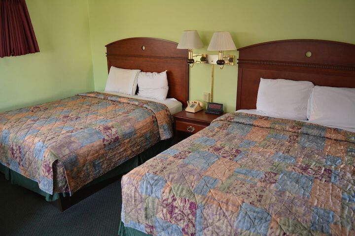 Room 14 of 34