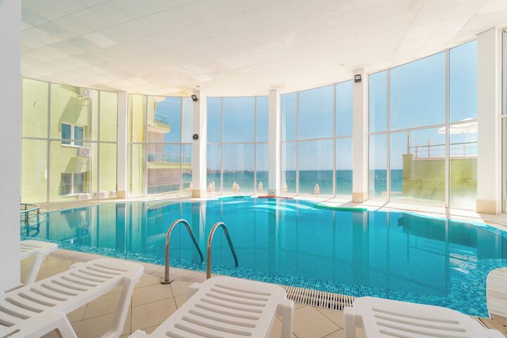 Pool 52 of 117
