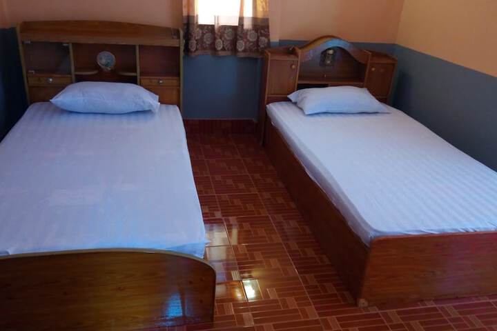Room 5 of 21