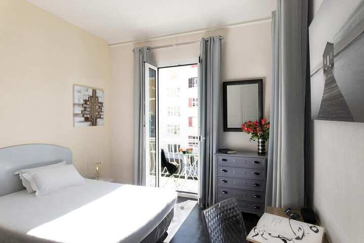 Room 9 of 57