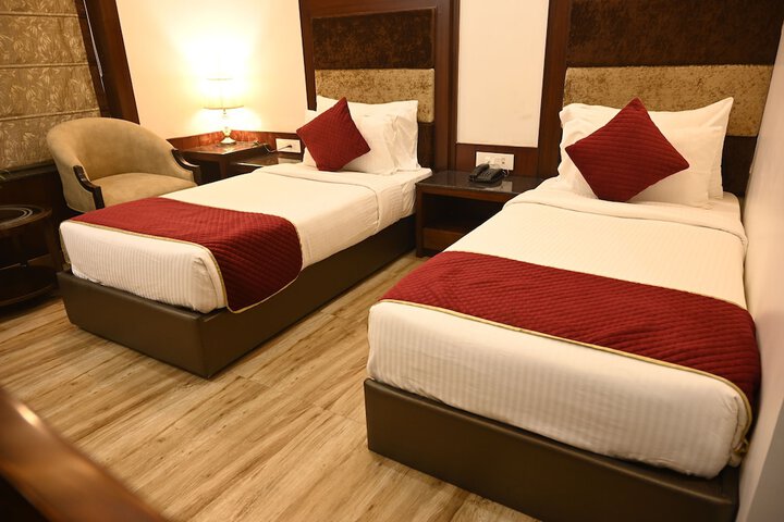 Room 3 of 13