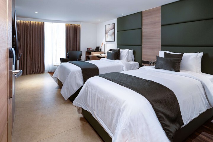 Room 15 of 29