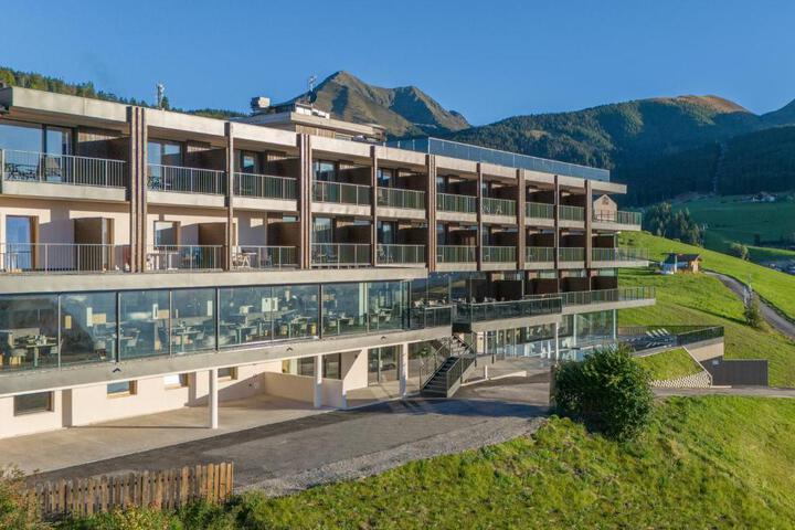 Hotel Purvita - Ski in Ski Out - Infinity Pool