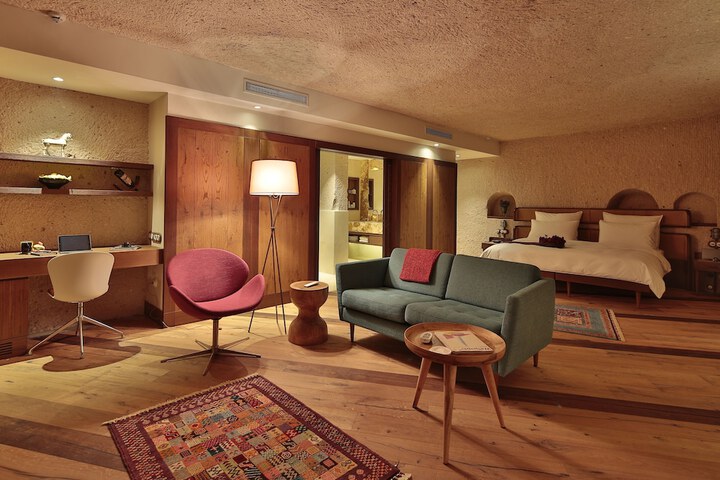 Room 17 of 127