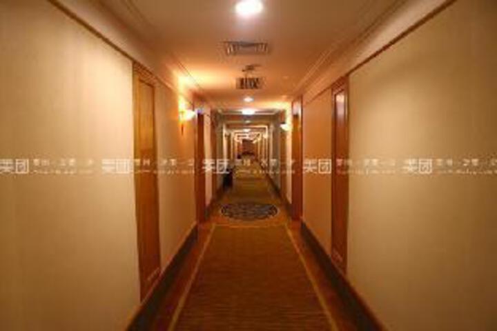 General 6 of 17
