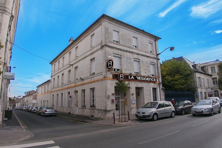 Photo of Logis Hôtel la Résidence