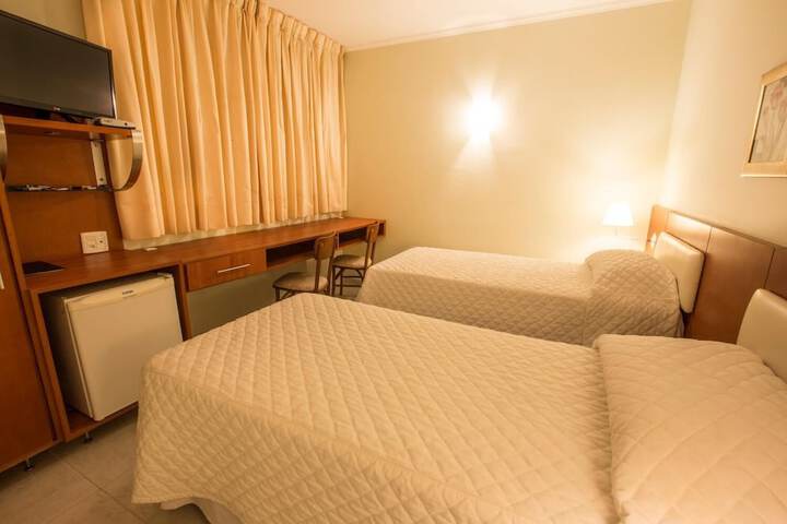 Room 6 of 26