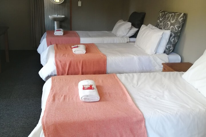 Room 9 of 44