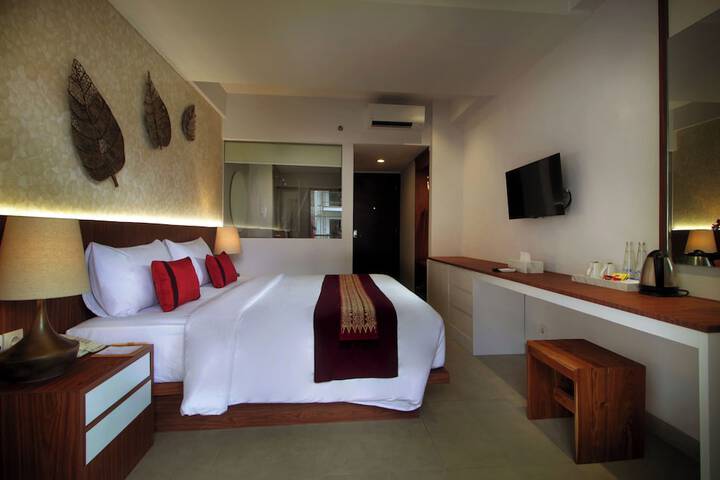 Room 8 of 52