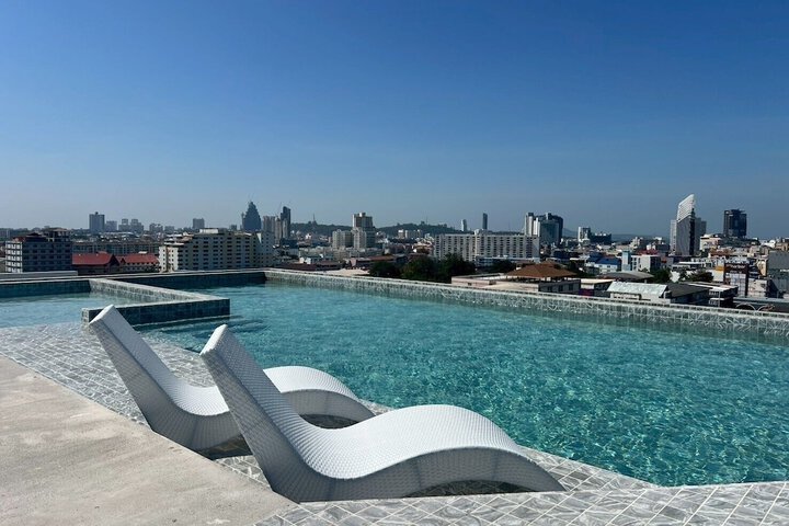Pool 53 of 71