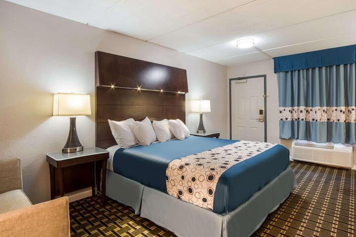 Room 15 of 60