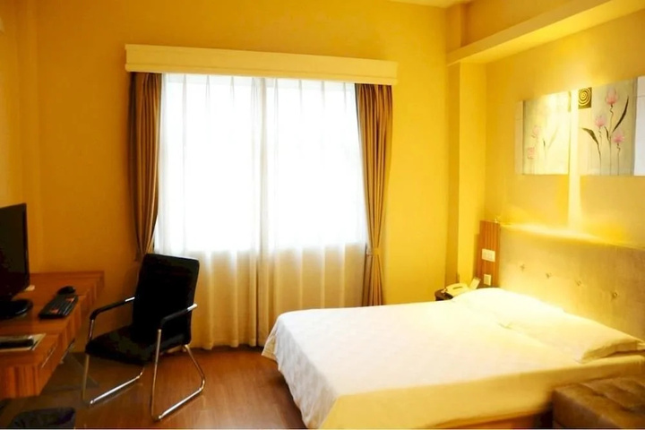 Room 3 of 11
