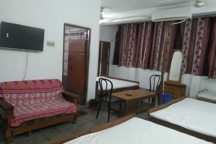 Room 46 of 60