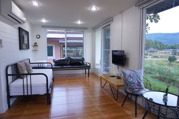 Room 21 of 62