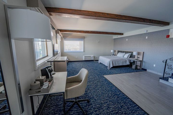 Room 44 of 83