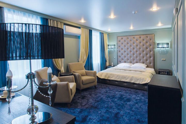 Room 10 of 50