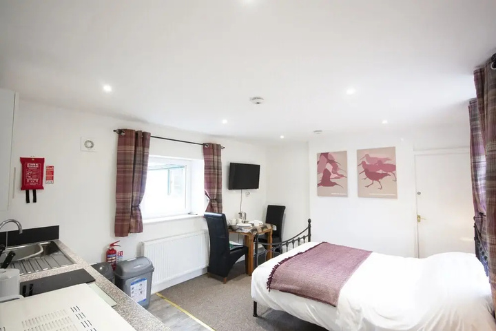 Room 3 of 19