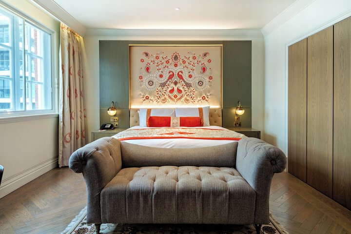 Room 34 of 115