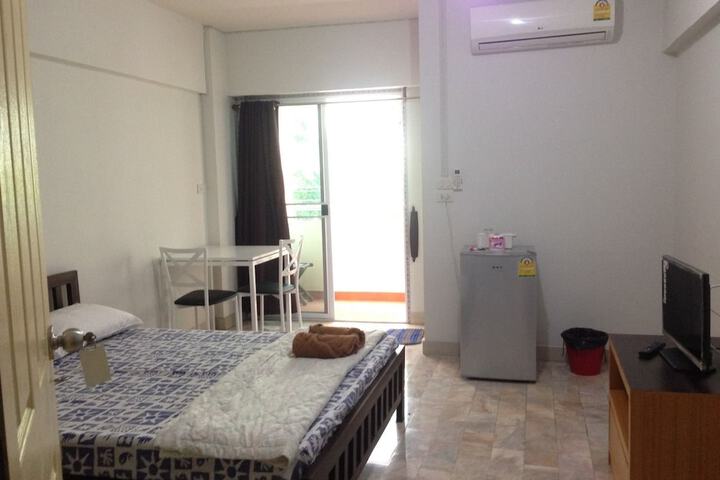 Room 3 of 14