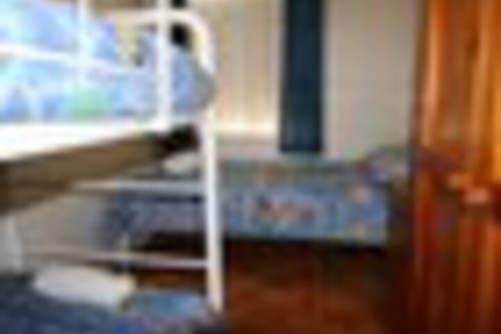 Room 17 of 120